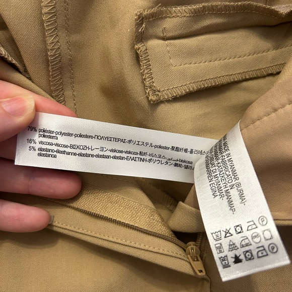 Nwot Zara Wide Leg high waisted trousers with darts. - Picture 4 of 5